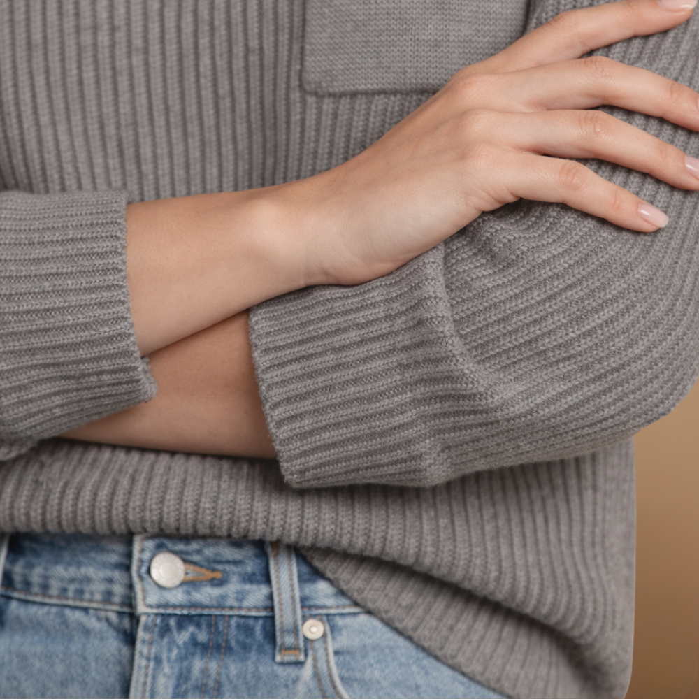 Crew Neck Knitted Sweater with Chest Pocket for Women Fashion Grand