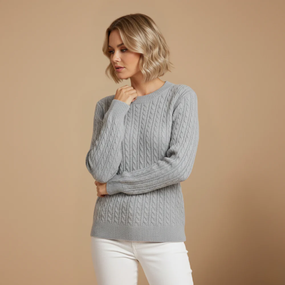 Women’s round neck long sleeve knit sweater