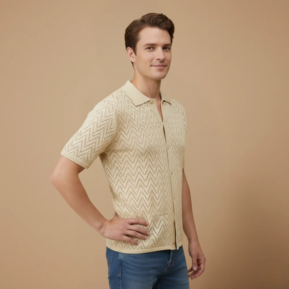 Men's short sleeved geometric design polo shirt