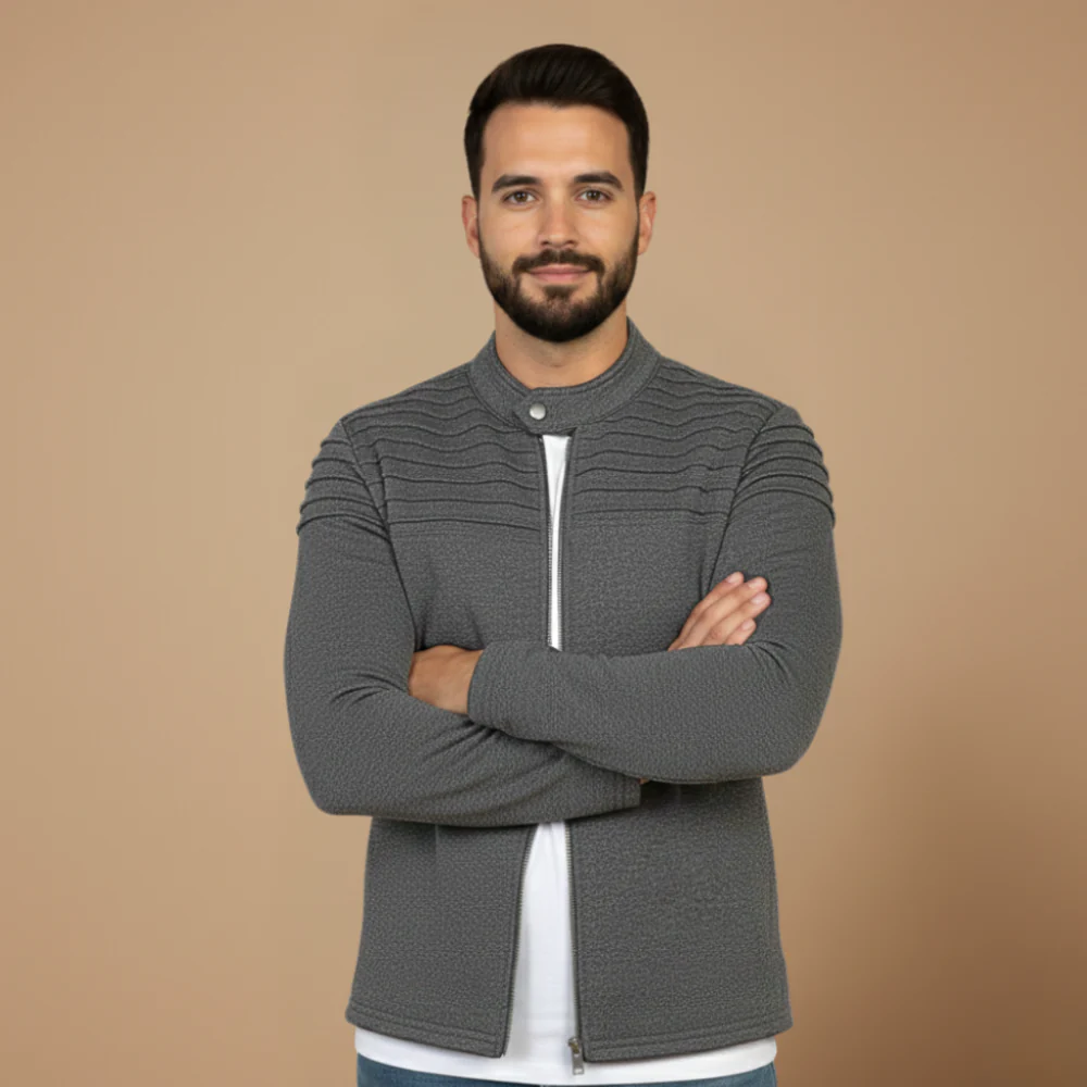 Men’s slim fit zip with long sleeves jacket