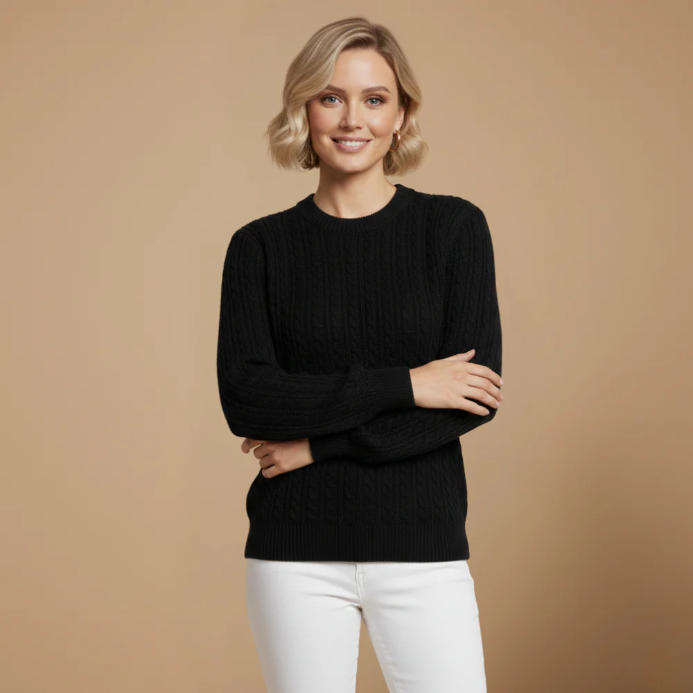 Women’s round neck long sleeve knit sweater